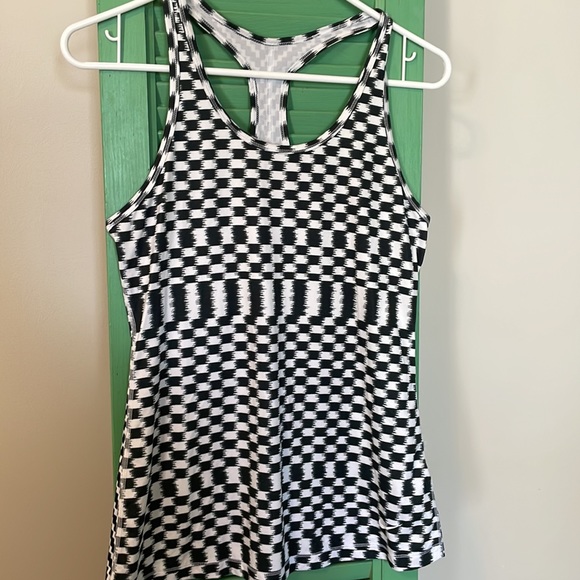 Nike Racerback Tank super soft!! Dri fit - Picture 2 of 6